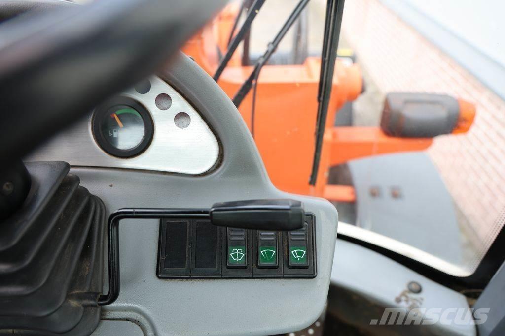 Terex TL120 輪胎式裝載機