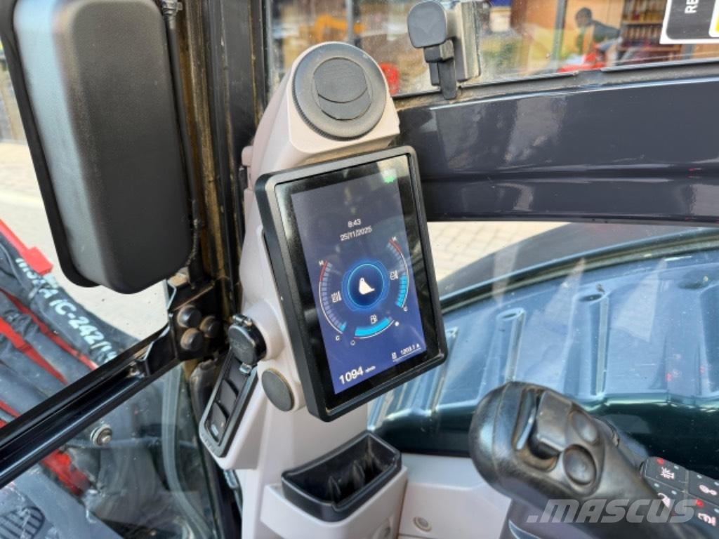 Kubota U 56-5 小型挖土機/掘鑿機<7t(小型挖掘機)