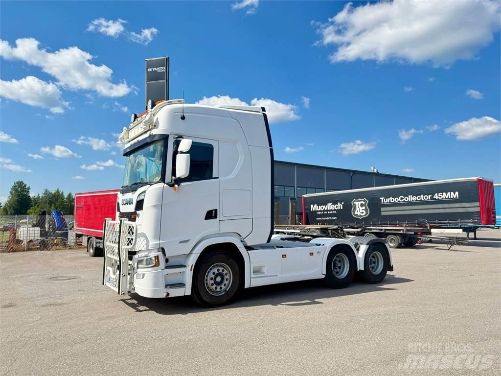 Scania S580 6x4 曳引機組件