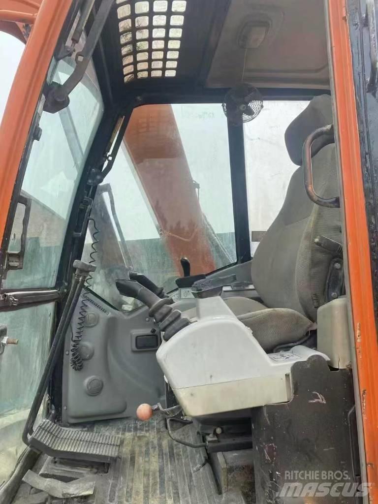Doosan DX 80 中型挖土機/掘鑿機/挖掘機 7t-12t