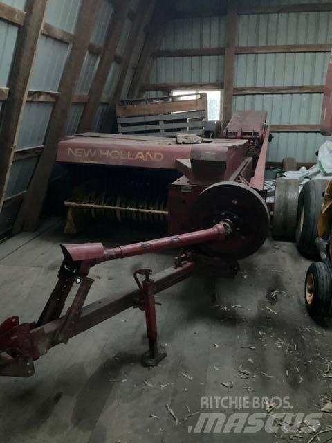 New Holland Hayliner 方形打捆機