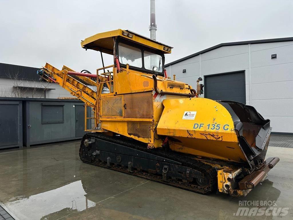 Demag DF 135 C 瀝青攤舖機/鋪路機