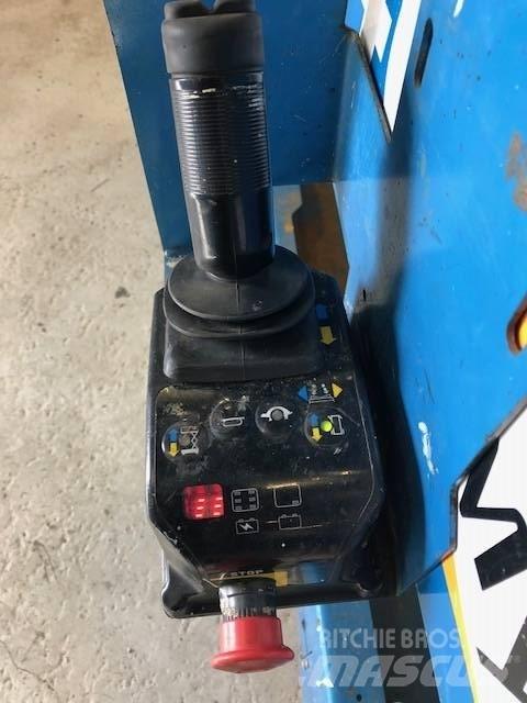 Genie GS2646 剪式升降機