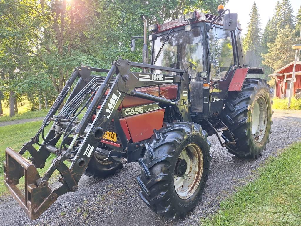 Case IH 845 XL 曳引機