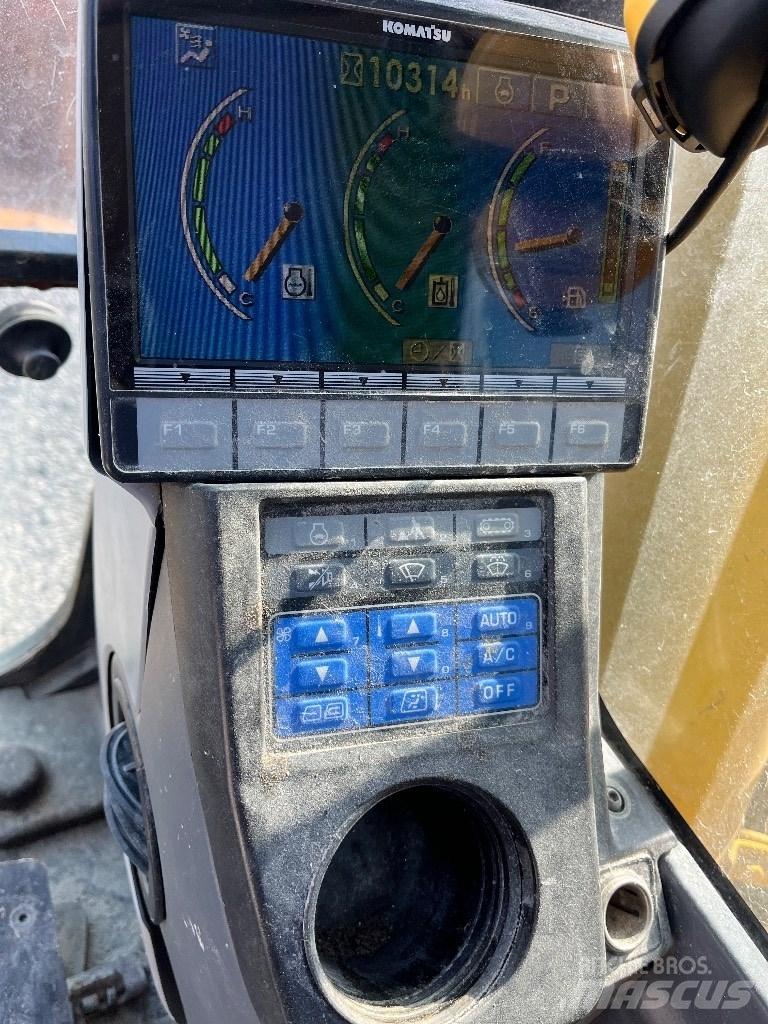 Volvo Pc240-7 履帶式 挖土機/掘鑿機/挖掘機