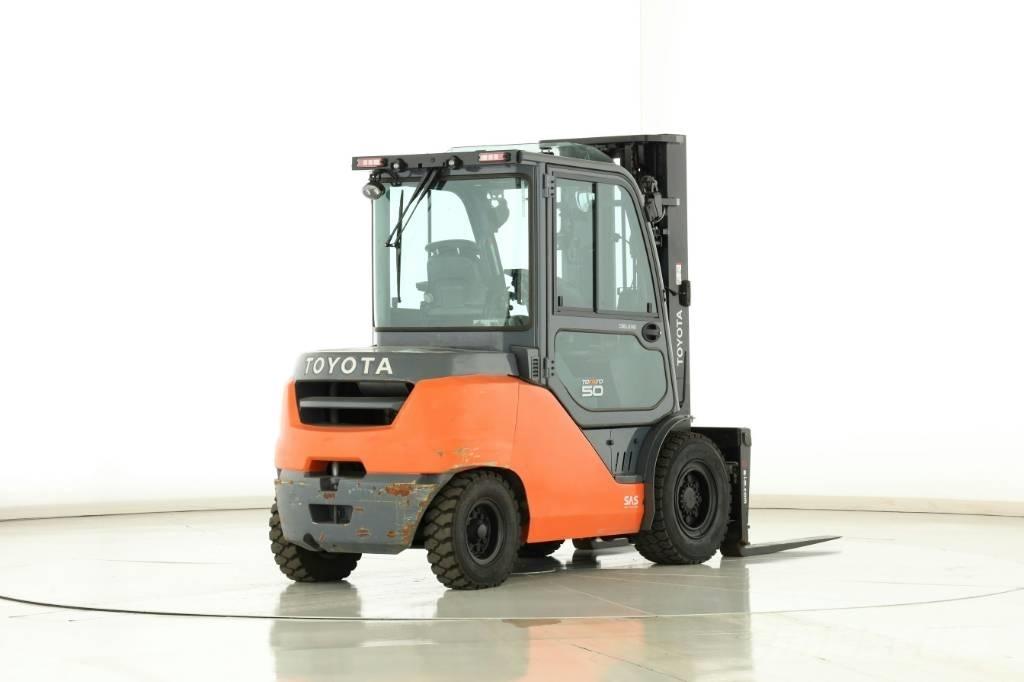 Toyota 40-8 FD45 N 柴油卡車