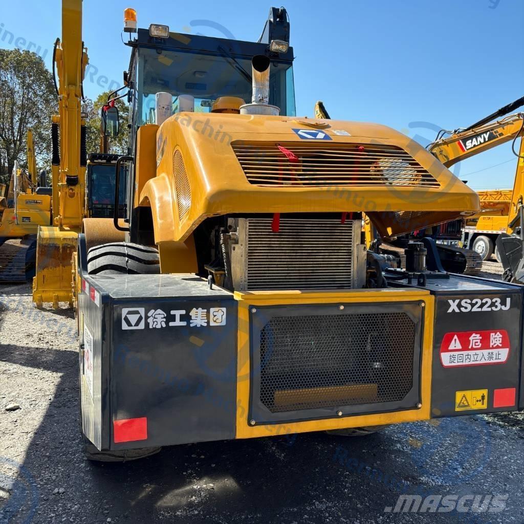 XCMG XS223J 單輪滾壓機