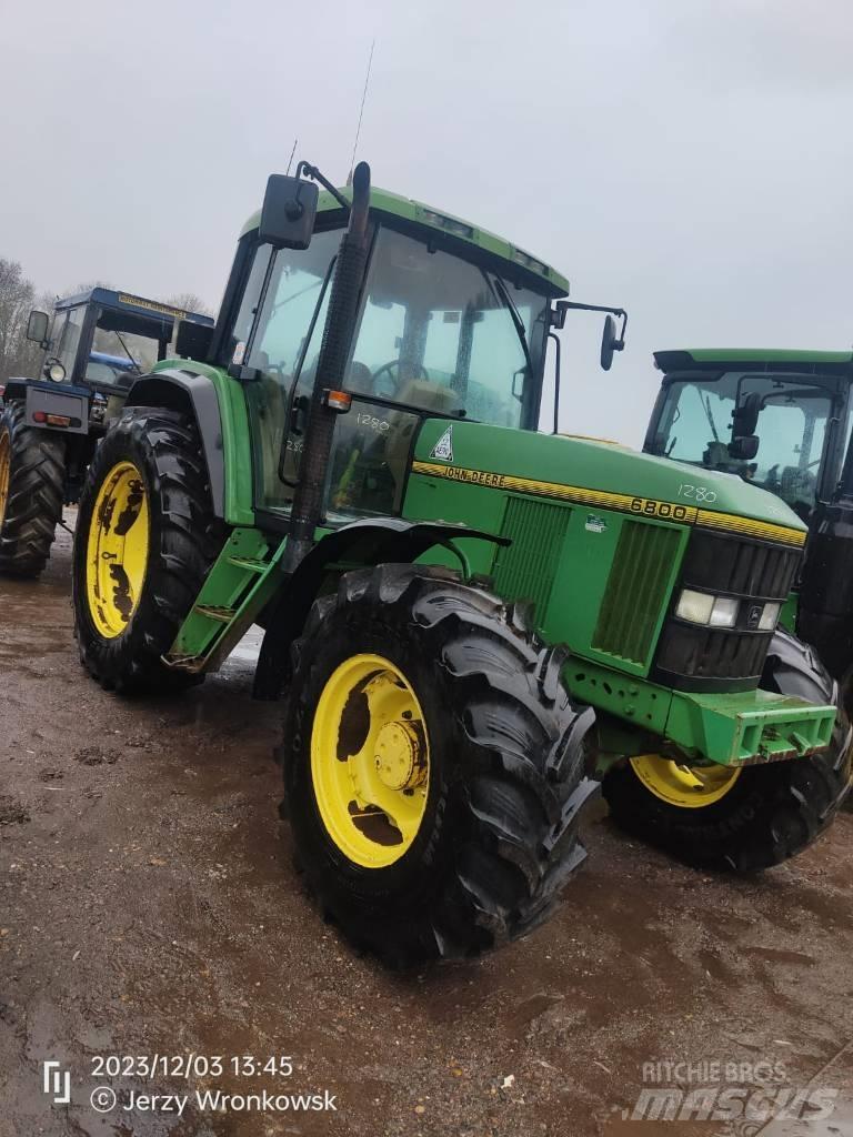 John Deere 6800 曳引機