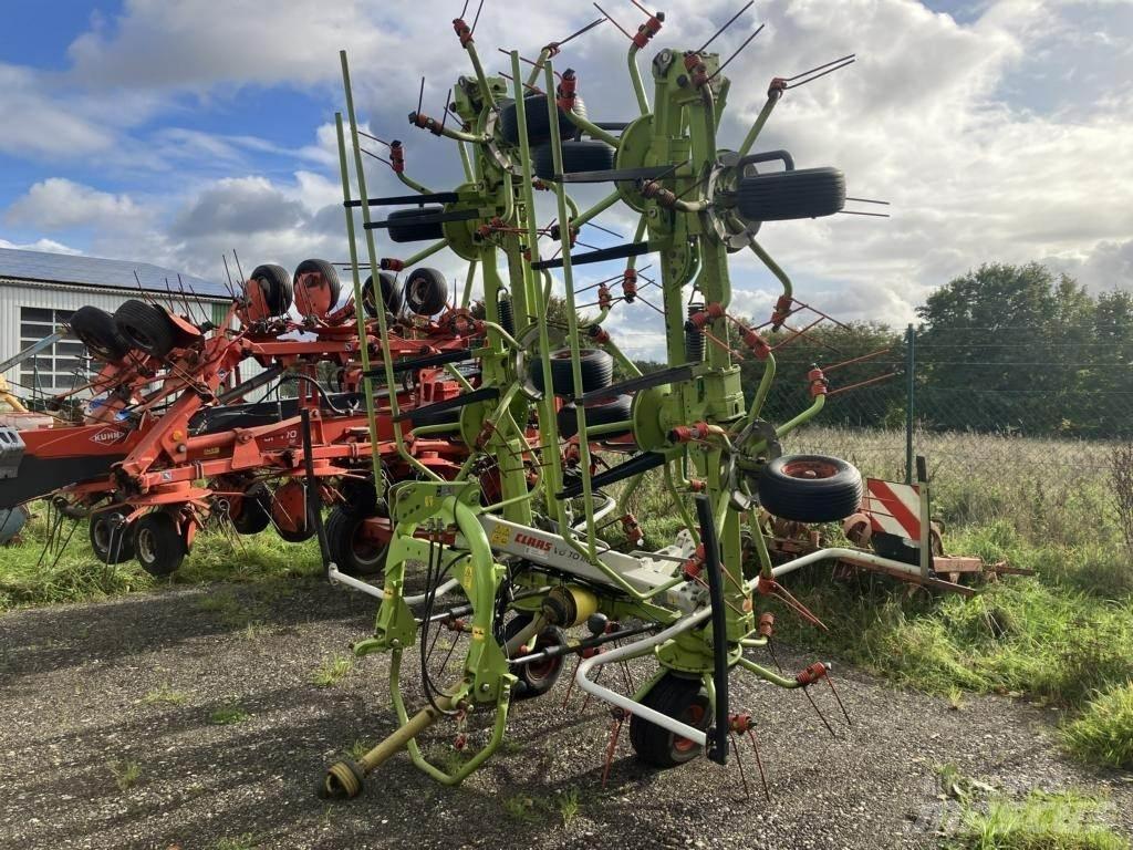 CLAAS VOLTO 1100 耙與翻草機