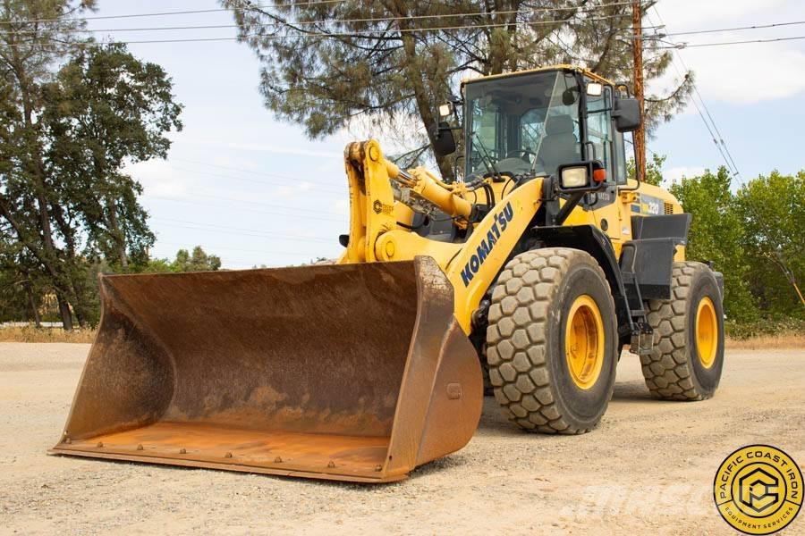 Komatsu WA 320-7 輪胎式裝載機