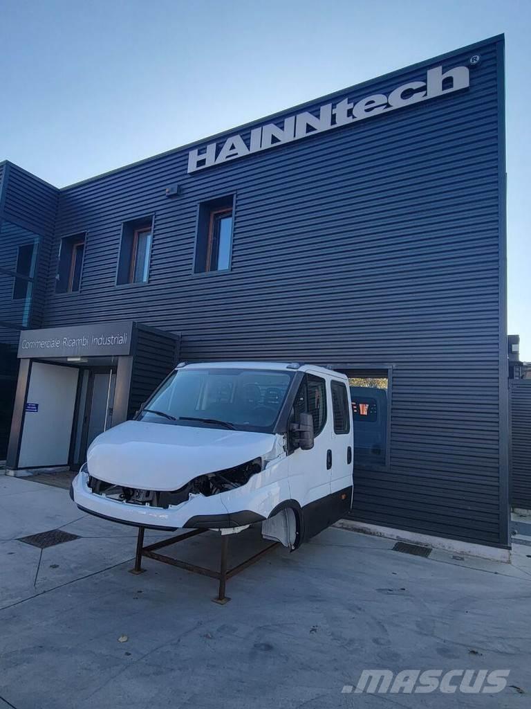 Iveco DAILY E6 駕駛室與內部