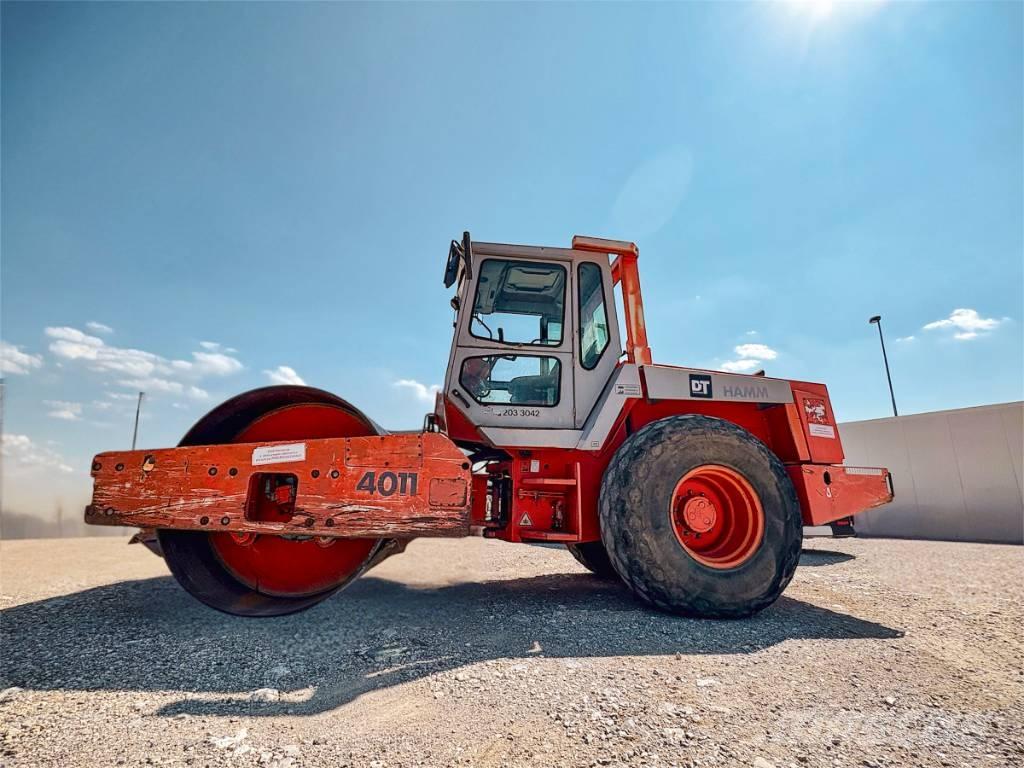 Hamm 4011 雙輪滾壓機
