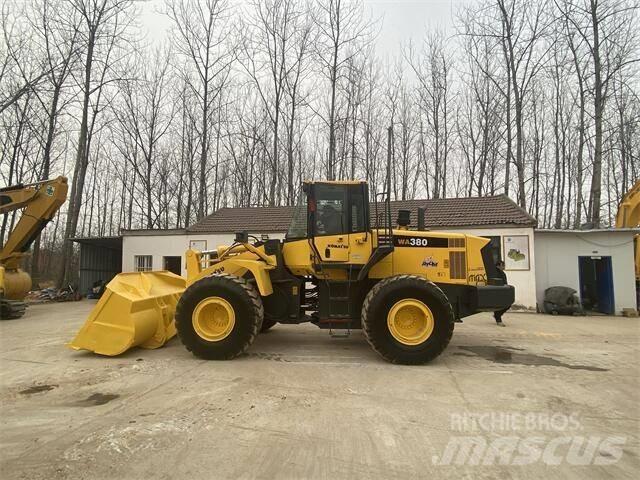 Komatsu WA380-6 反鏟裝載機