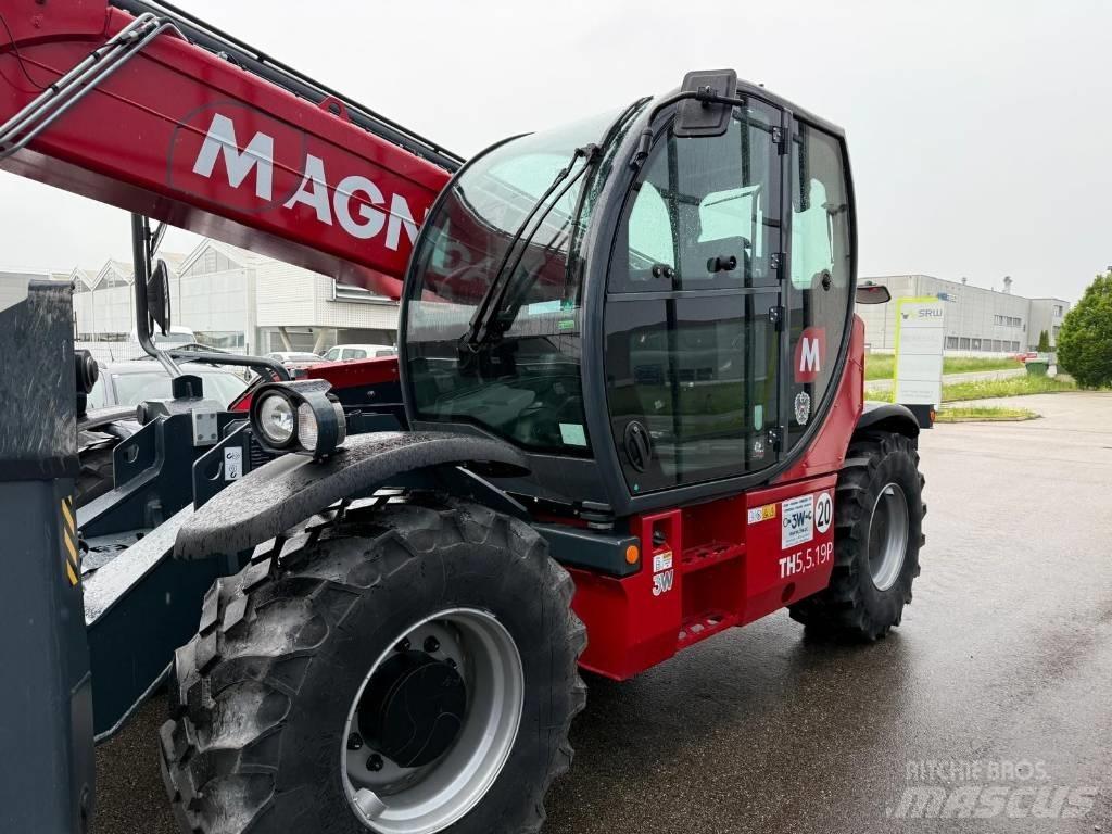 Magni 5.5-19 伸縮臂操作車