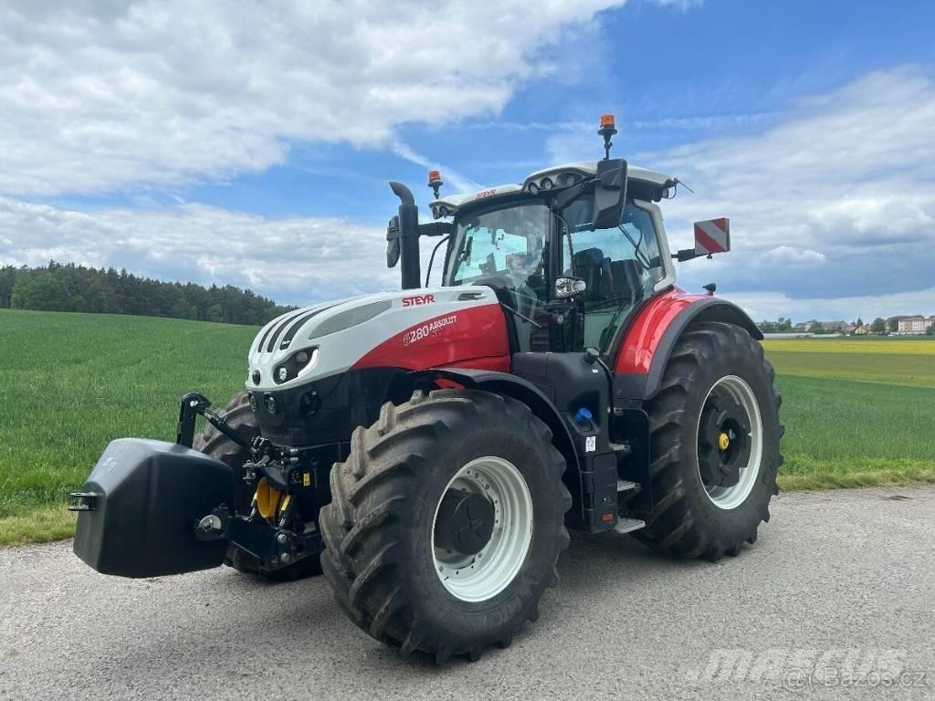 Steyr Absolut CVT 曳引機