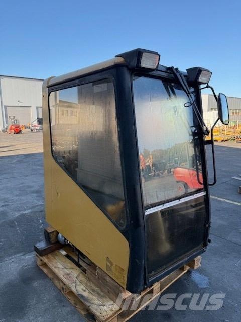 CAT 315 used cab 駕駛室與內部