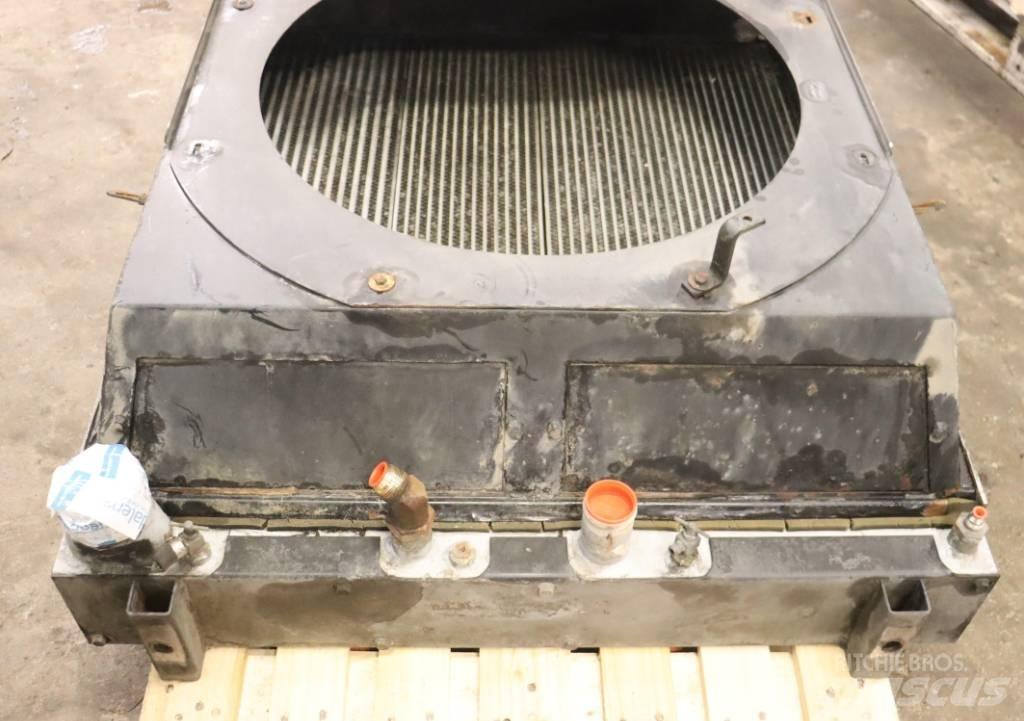 Ljungby L12 散熱器/水箱