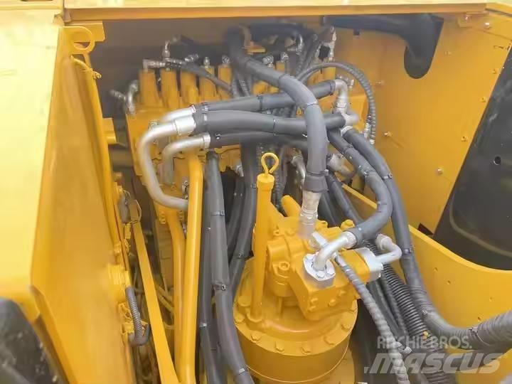 CAT CAT320D2 中型挖土機/掘鑿機/挖掘機 7t-12t