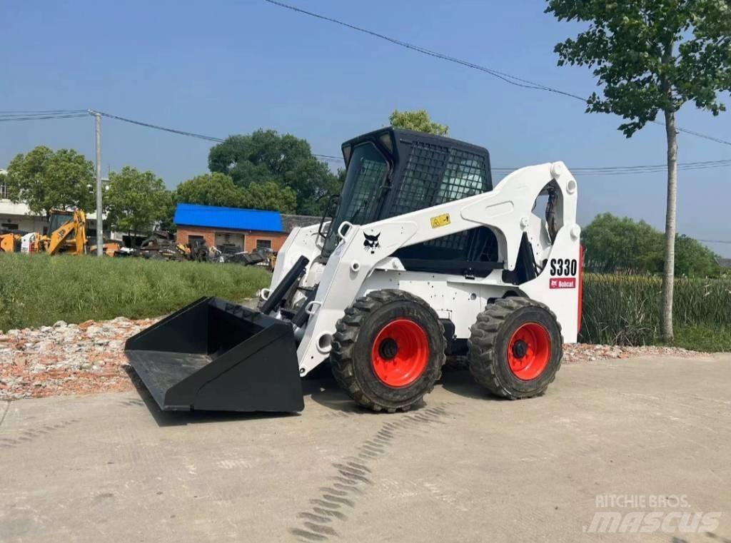 Bobcat S 330 滑移轉向裝載機