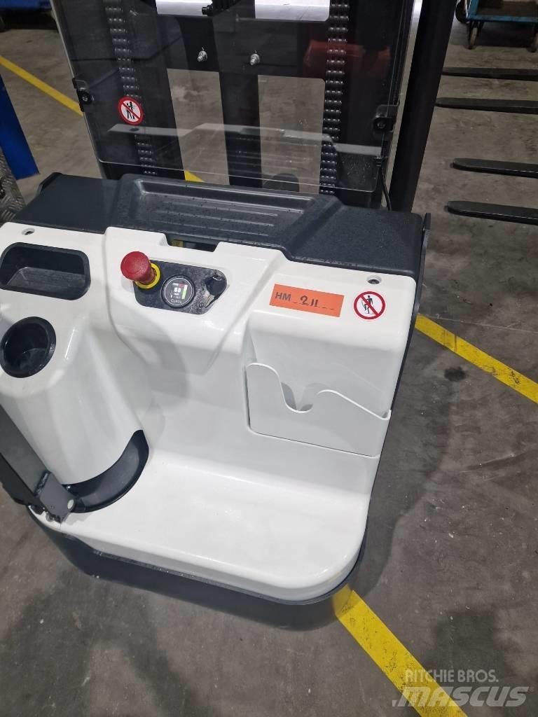 Bobcat BSL 16 N-7 行走控制式堆積機