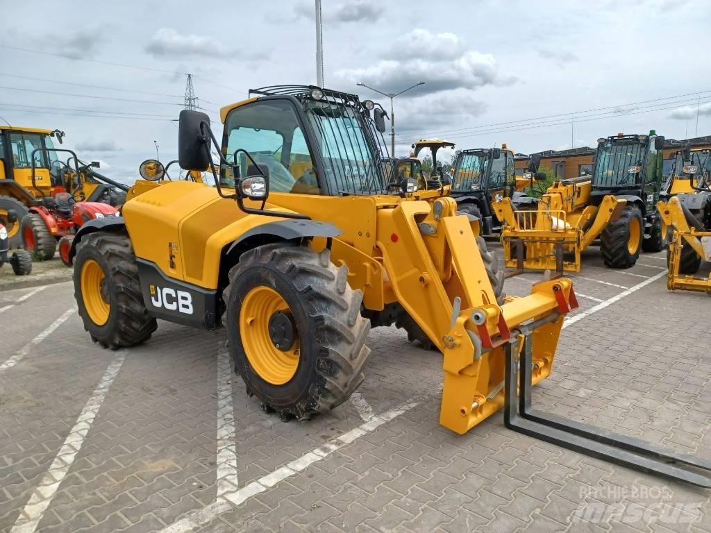 JCB 531-70 伸縮臂操作車