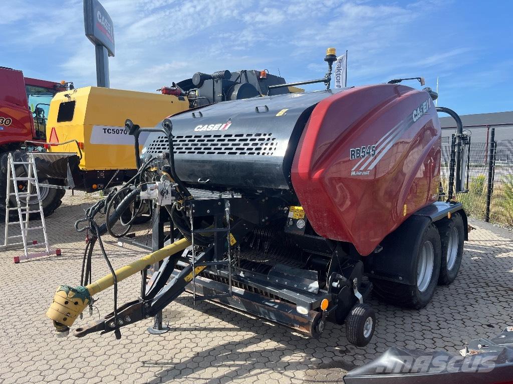 Case IH RB 545 圓型牧草打包機