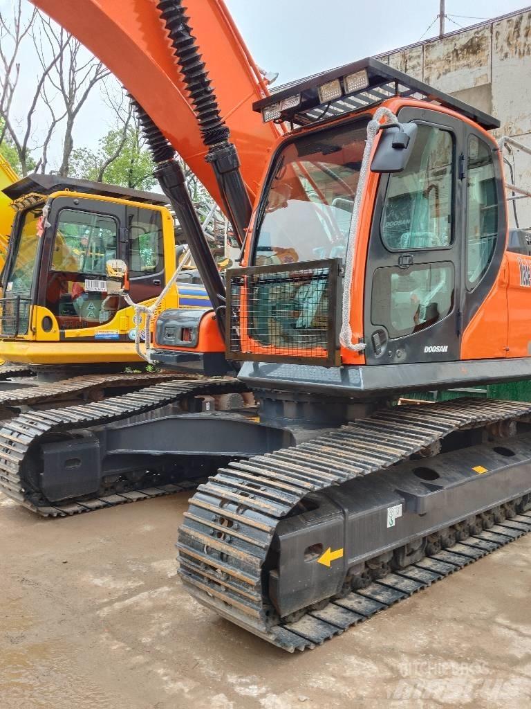 Doosan DX300 履帶式 挖土機/掘鑿機/挖掘機