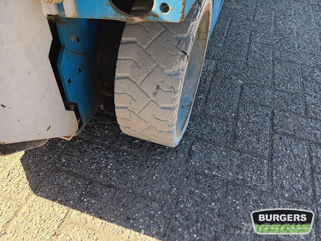 Genie GS2032 剪式升降機