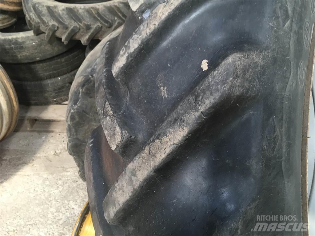  Tvillinghjul 輪胎、車輪和輪圈