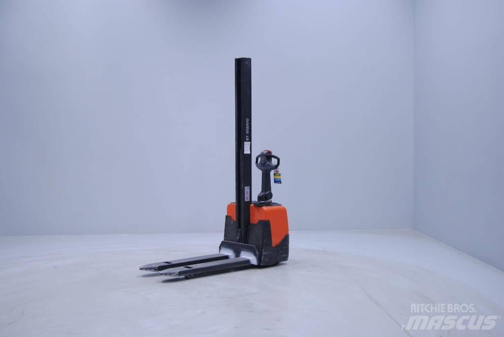 Toyota HWE100 行走控制式堆積機