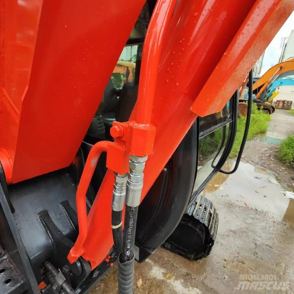 Hitachi ZX 60 小型挖土機/掘鑿機<7t(小型挖掘機)