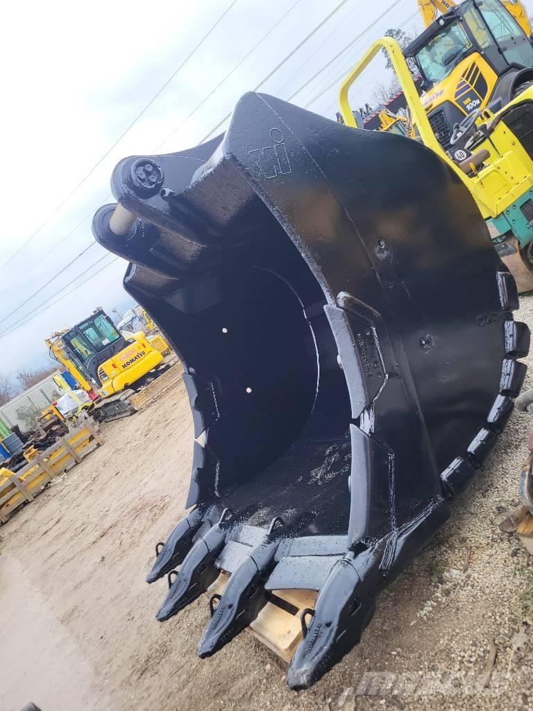 Komatsu Winkelbauer 反向鏟