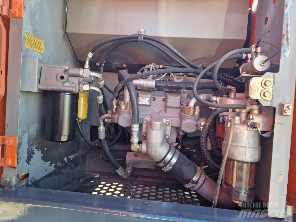 Hitachi ZX 210-3 履帶式 挖土機/掘鑿機/挖掘機