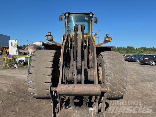 Volvo L220D 輪胎式裝載機