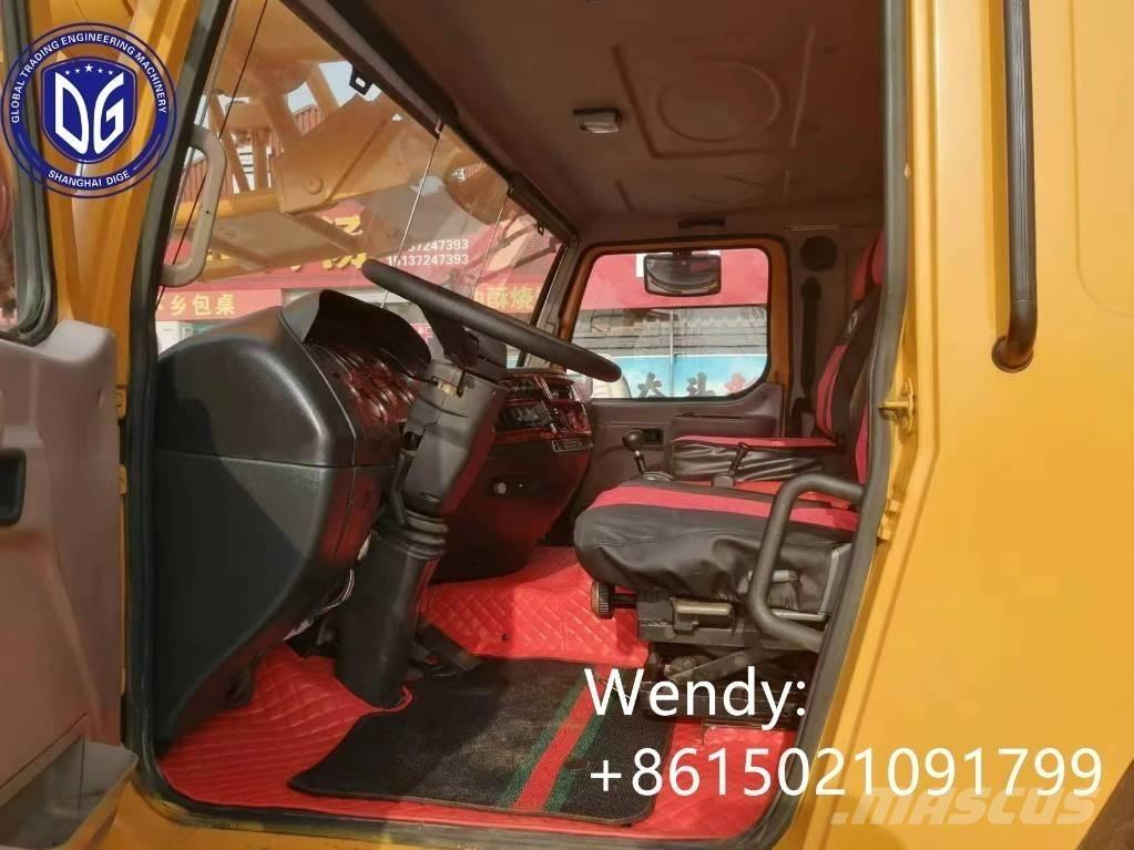 XCMG QY 100K 越野起重機