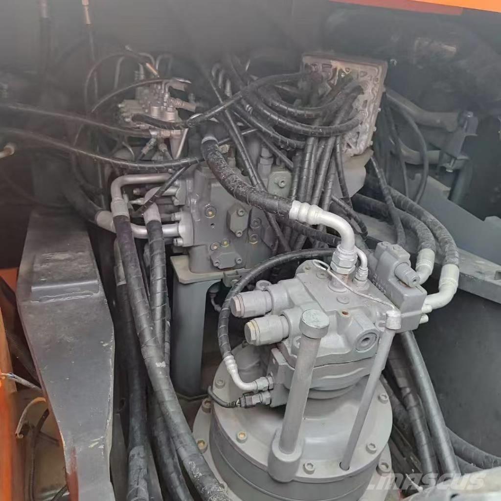 Hitachi 240-3 履帶式 挖土機/掘鑿機/挖掘機
