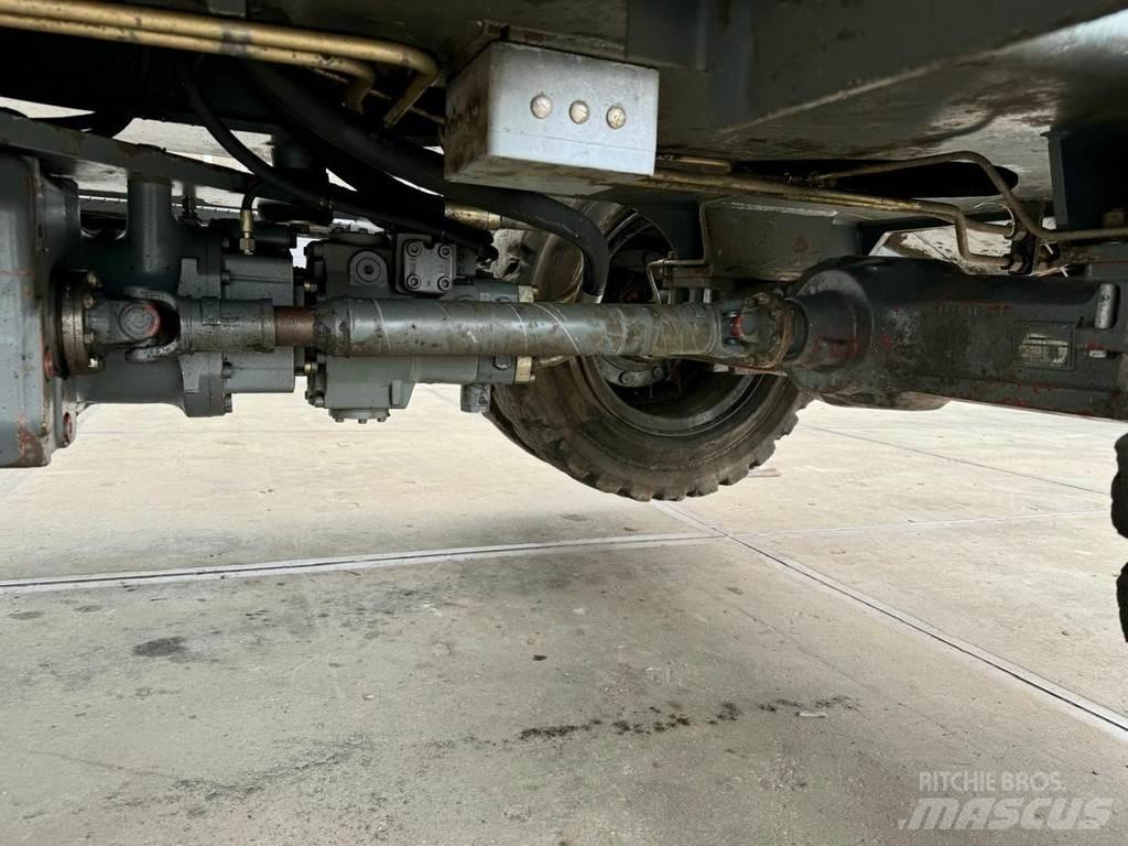 Liebherr A 316 廢棄物/工業用操作車