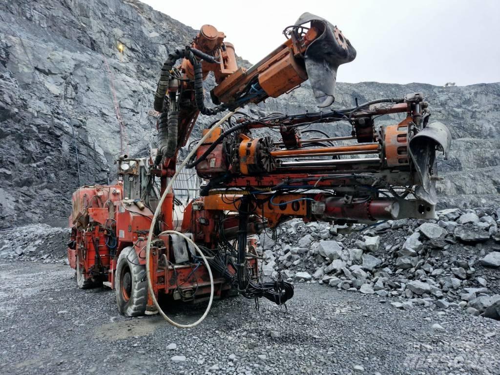 Sandvik DS520-TC 地下錨索鑽裝車