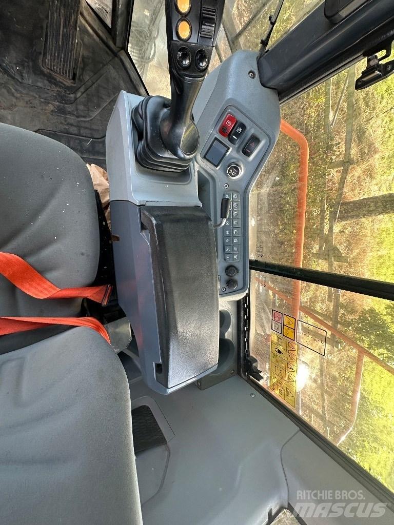 Doosan DL480-7 輪胎式裝載機