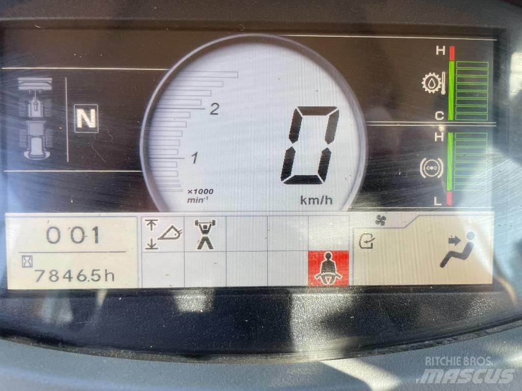 Hitachi ZW 550 - 6 輪胎式裝載機