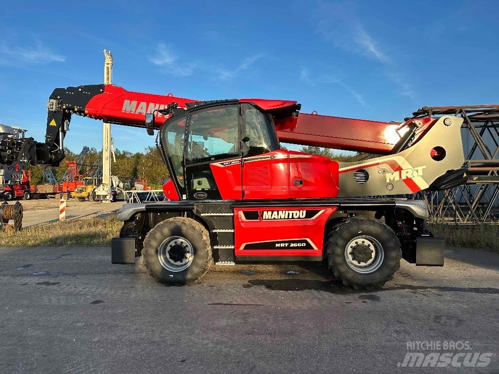 Manitou MRT 2660 伸縮臂操作車
