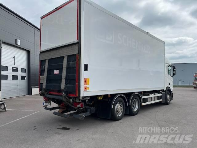 Scania R450B6X2*4NB 貨箱式卡車