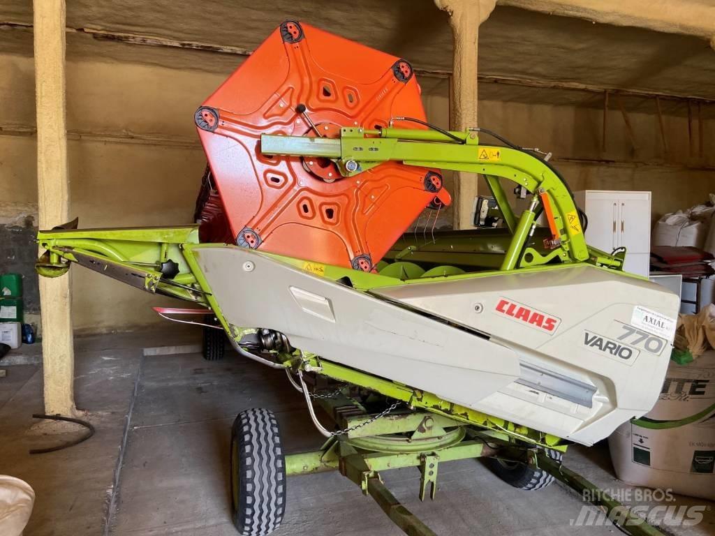 CLAAS Lexion 750 聯合收穫機