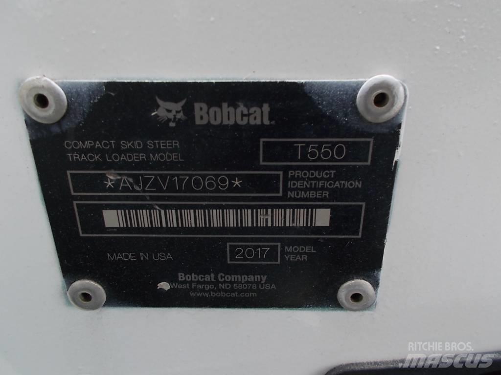 Bobcat T550 滑移轉向裝載機