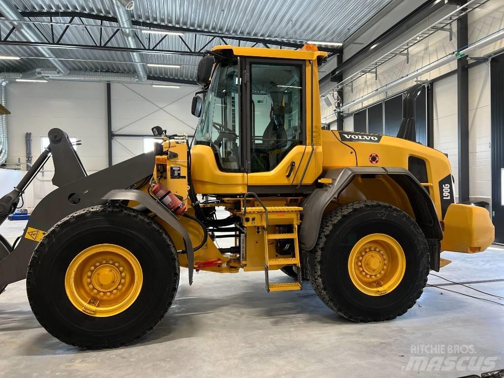 Volvo L90G 輪胎式裝載機