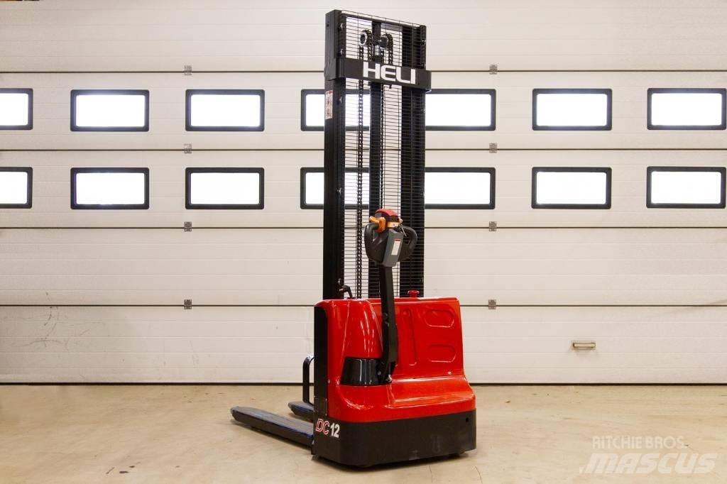 Heli CDD 12 行走控制式堆積機