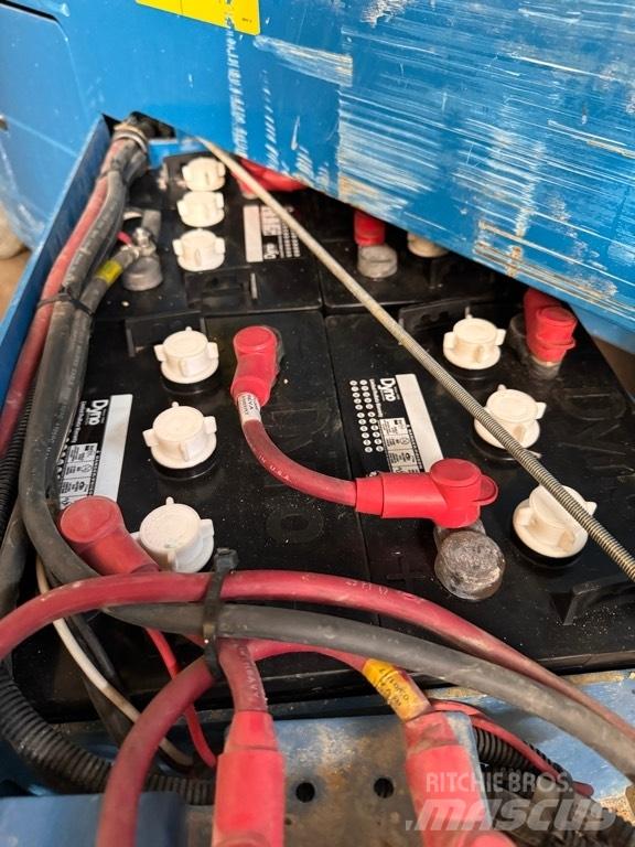Genie GS 3246 剪式升降機