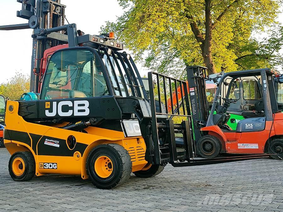 JCB TLT30G 液化石油氣LPG卡車