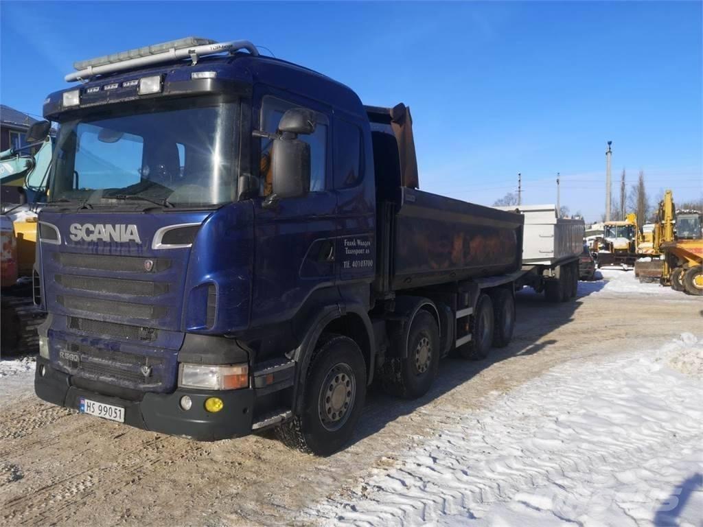 Scania R560 8x4 裝載運輸卡車