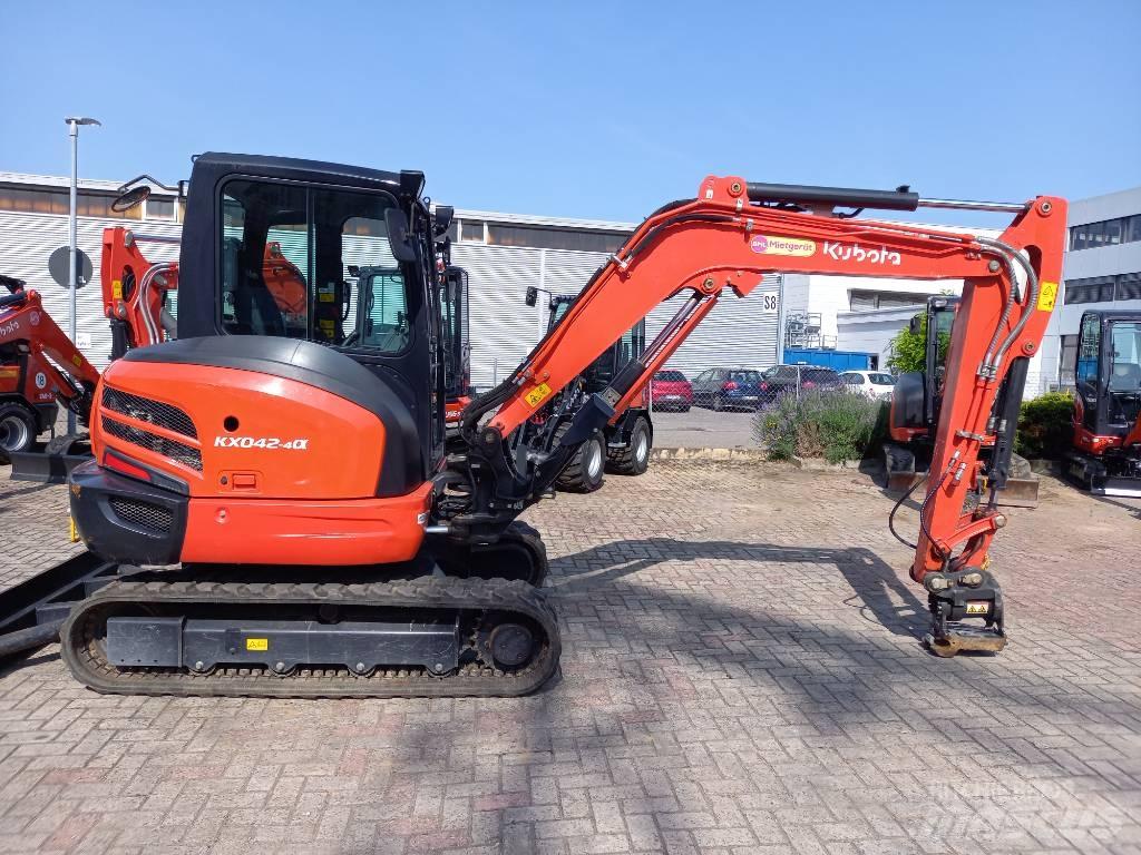 Kubota KX042 - 4NKGLS2 小型挖土機/掘鑿機<7t(小型挖掘機)